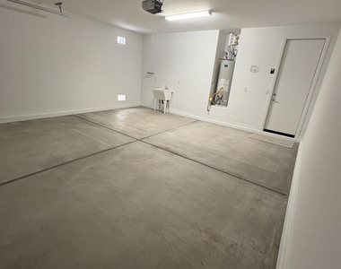 17613 W Georgia Avenue - Photo Thumbnail 40