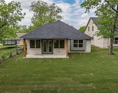 710 E Mcgee Street - Photo Thumbnail 26