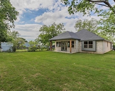 710 E Mcgee Street - Photo Thumbnail 25