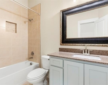 710 E Mcgee Street - Photo Thumbnail 23