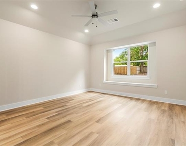 710 E Mcgee Street - Photo Thumbnail 10