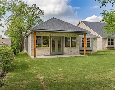 710 E Mcgee Street - Photo Thumbnail 24