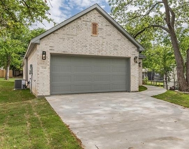 710 E Mcgee Street - Photo Thumbnail 1