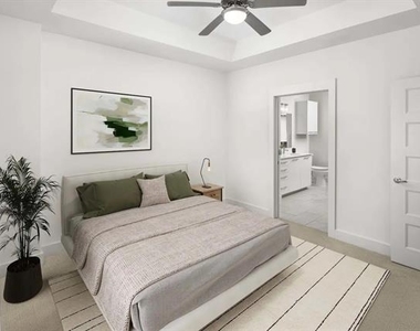 2727 Travis Street - Photo Thumbnail 1