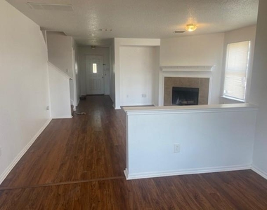 14860 Bell Manor Court - Photo Thumbnail 5