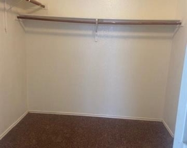 14860 Bell Manor Court - Photo Thumbnail 17