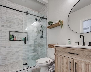 400 Headwaters Drive - Photo Thumbnail 35