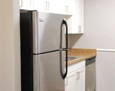 2200 W Lowden Street - Photo Thumbnail 2