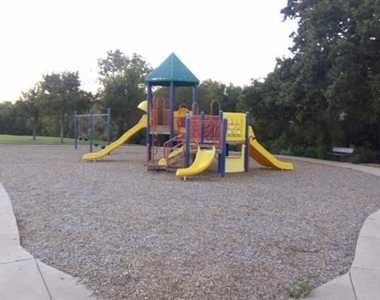 704 Corral Street - Photo Thumbnail 16