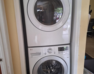 3549 Nw 94th Avenue - Photo Thumbnail 7