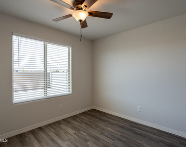 809 W Raymond Street - Photo Thumbnail 15