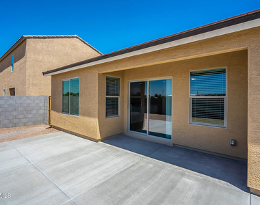 809 W Raymond Street - Photo Thumbnail 41