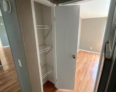 9204 Oklahoma Street - Photo Thumbnail 18