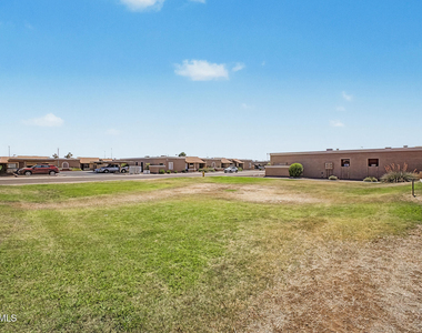 20420 N 6th Drive - Photo Thumbnail 22