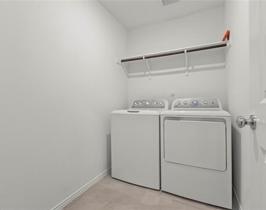 1708 Lercara Lane - Photo Thumbnail 19