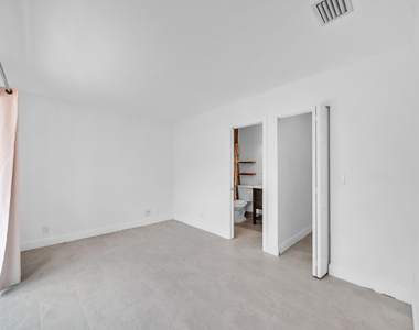 4757 Sunny Palm Circle - Photo Thumbnail 9