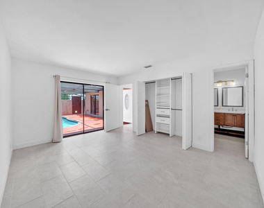 4757 Sunny Palm Circle - Photo Thumbnail 24