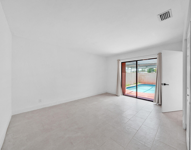 4757 Sunny Palm Circle - Photo Thumbnail 27
