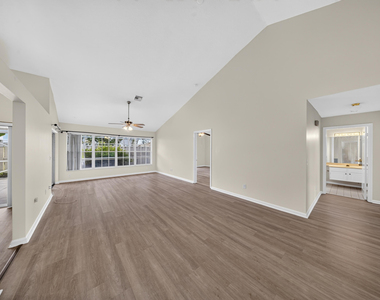 119 Adobe Circle - Photo Thumbnail 6