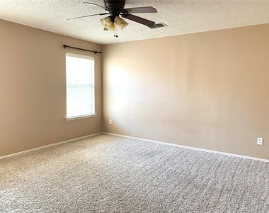 3108 Palmtree Drive - Photo Thumbnail 18
