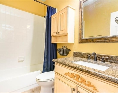 3108 Palmtree Drive - Photo Thumbnail 34