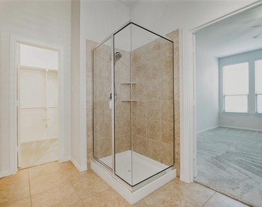 5112 Datewood Lane - Photo Thumbnail 16