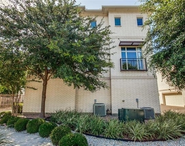 2325 Stutz Drive - Photo Thumbnail 24