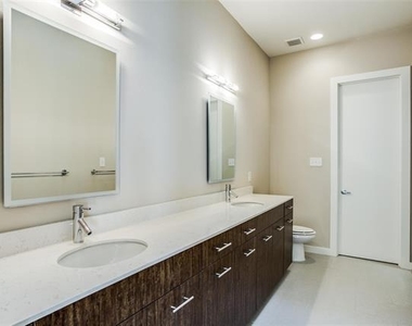 2325 Stutz Drive - Photo Thumbnail 16