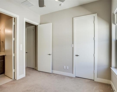 2325 Stutz Drive - Photo Thumbnail 20