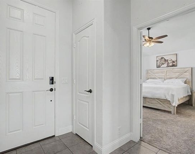 1004 Deer Ridge Drive - Photo Thumbnail 16