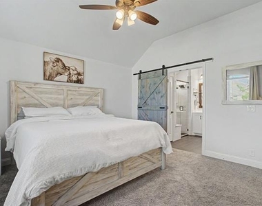 1004 Deer Ridge Drive - Photo Thumbnail 17