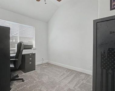1004 Deer Ridge Drive - Photo Thumbnail 22