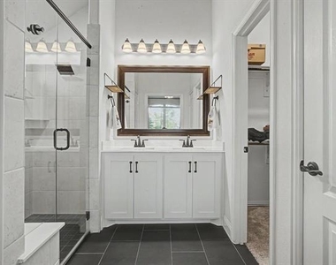 1004 Deer Ridge Drive - Photo Thumbnail 18
