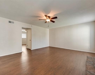 5109 Cedar Springs - Photo Thumbnail 2