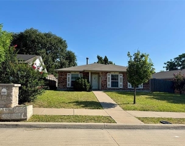 9113 Willowbrook Drive - Photo Thumbnail 1
