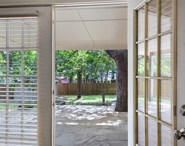 613 Overland Trail - Photo Thumbnail 27