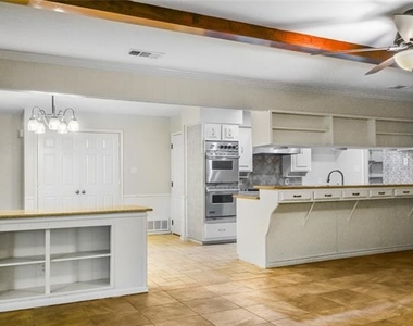 613 Overland Trail - Photo Thumbnail 9