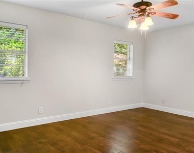 613 Overland Trail - Photo Thumbnail 24