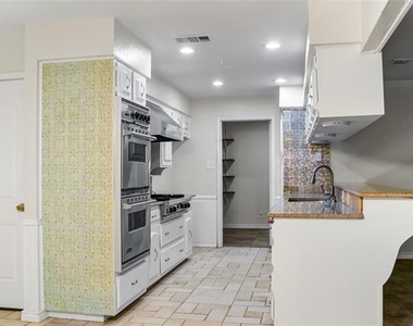 613 Overland Trail - Photo Thumbnail 15