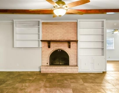 613 Overland Trail - Photo Thumbnail 20