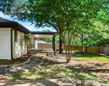 613 Overland Trail - Photo Thumbnail 35