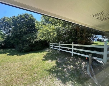 738 Wayne Avenue - Photo Thumbnail 19