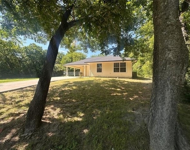 738 Wayne Avenue - Photo Thumbnail 1