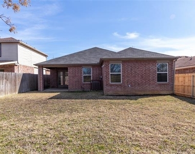 1123 Warrior Drive - Photo Thumbnail 12