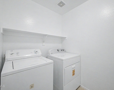 7027 W Lincoln Street - Photo Thumbnail 21