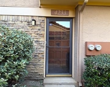4233 Madera Road - Photo Thumbnail 2