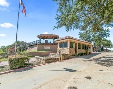 4233 Madera Road - Photo Thumbnail 20
