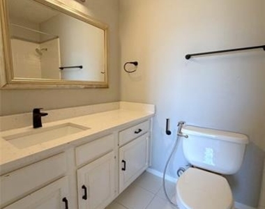 4233 Madera Road - Photo Thumbnail 14