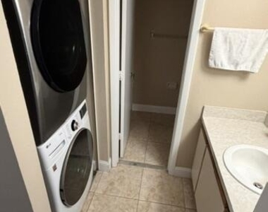 1536 Se Royal Green Circle - Photo Thumbnail 23