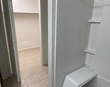 1109 Calico Lane - Photo Thumbnail 7